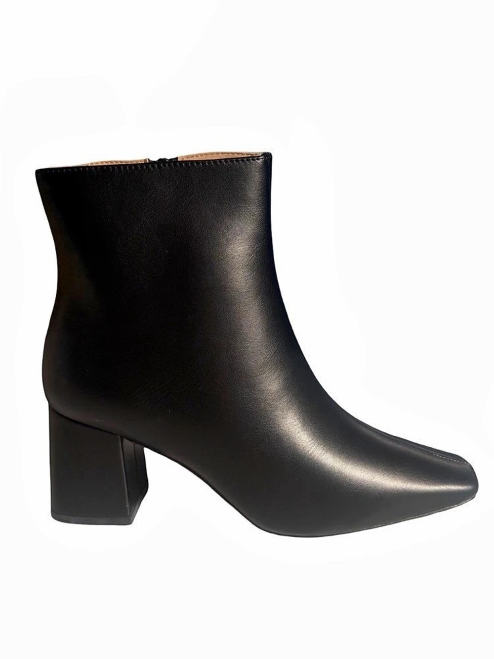 Journee Collection Haylinn Women’s Black Ankle Boots Size 7WD Block Heel - Picture 2 of 5